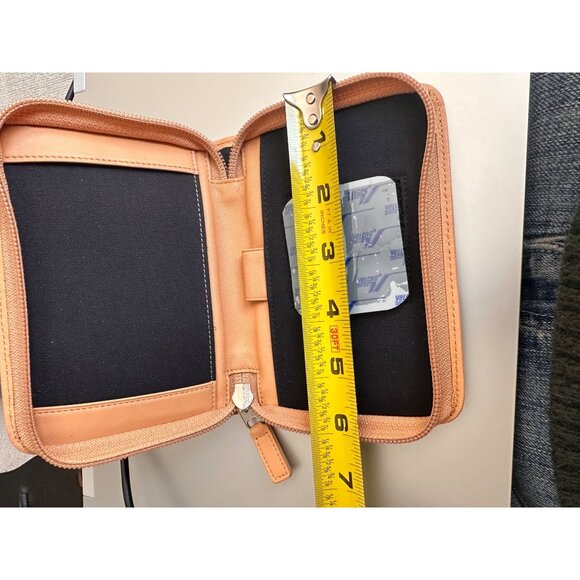 Levenger Fine Leather Tools Universal PDA Holder Camel Brown Zipper Closure - Picture 5 of 6